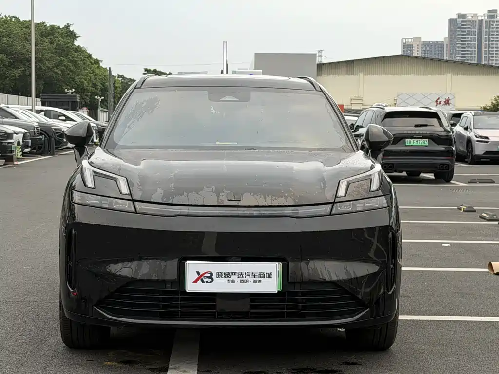 Lynk & Co 08 EM-P — миниатюра 2
