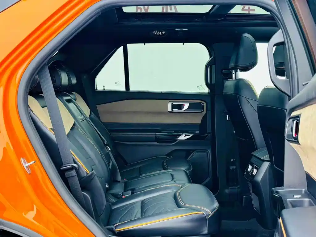 Ford Explorer — миниатюра 11