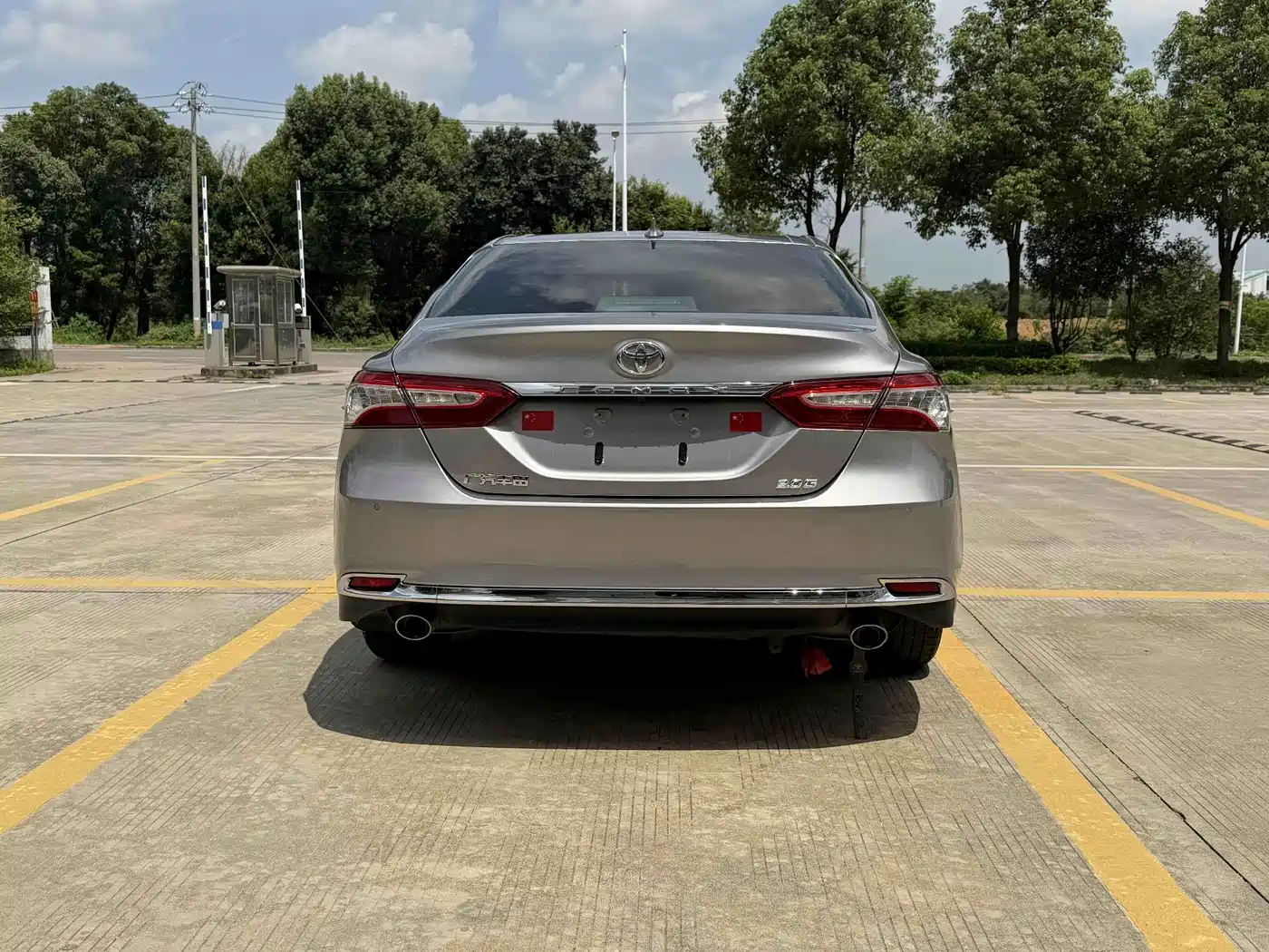 Toyota Camry 2024 Silver/gray из Китая, фото 4