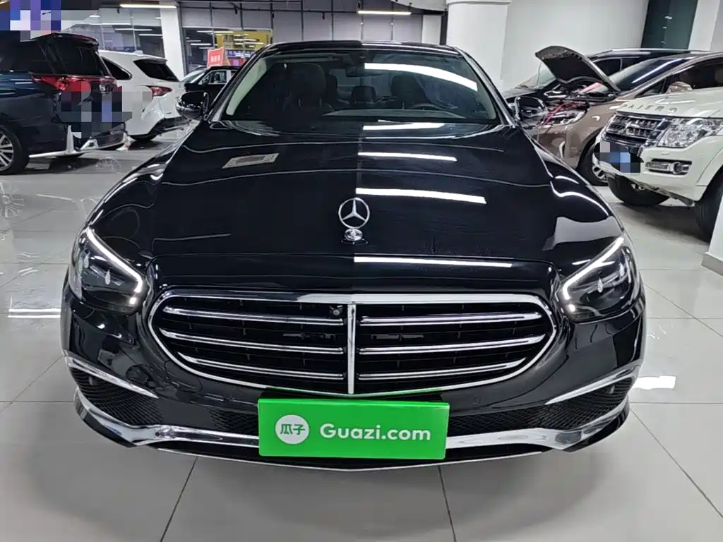 Mercedes-Benz E-Class — миниатюра 3