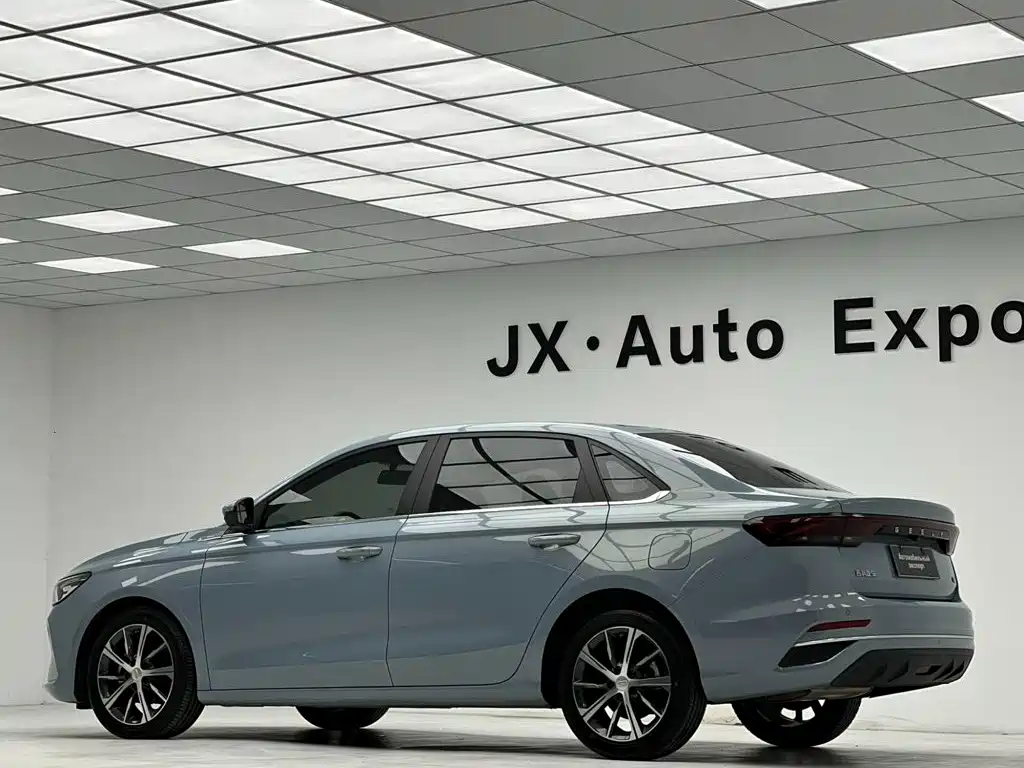 Geely Emgrand — миниатюра 19