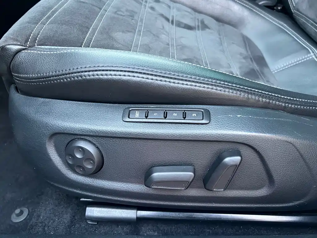 Volkswagen CC — миниатюра 20