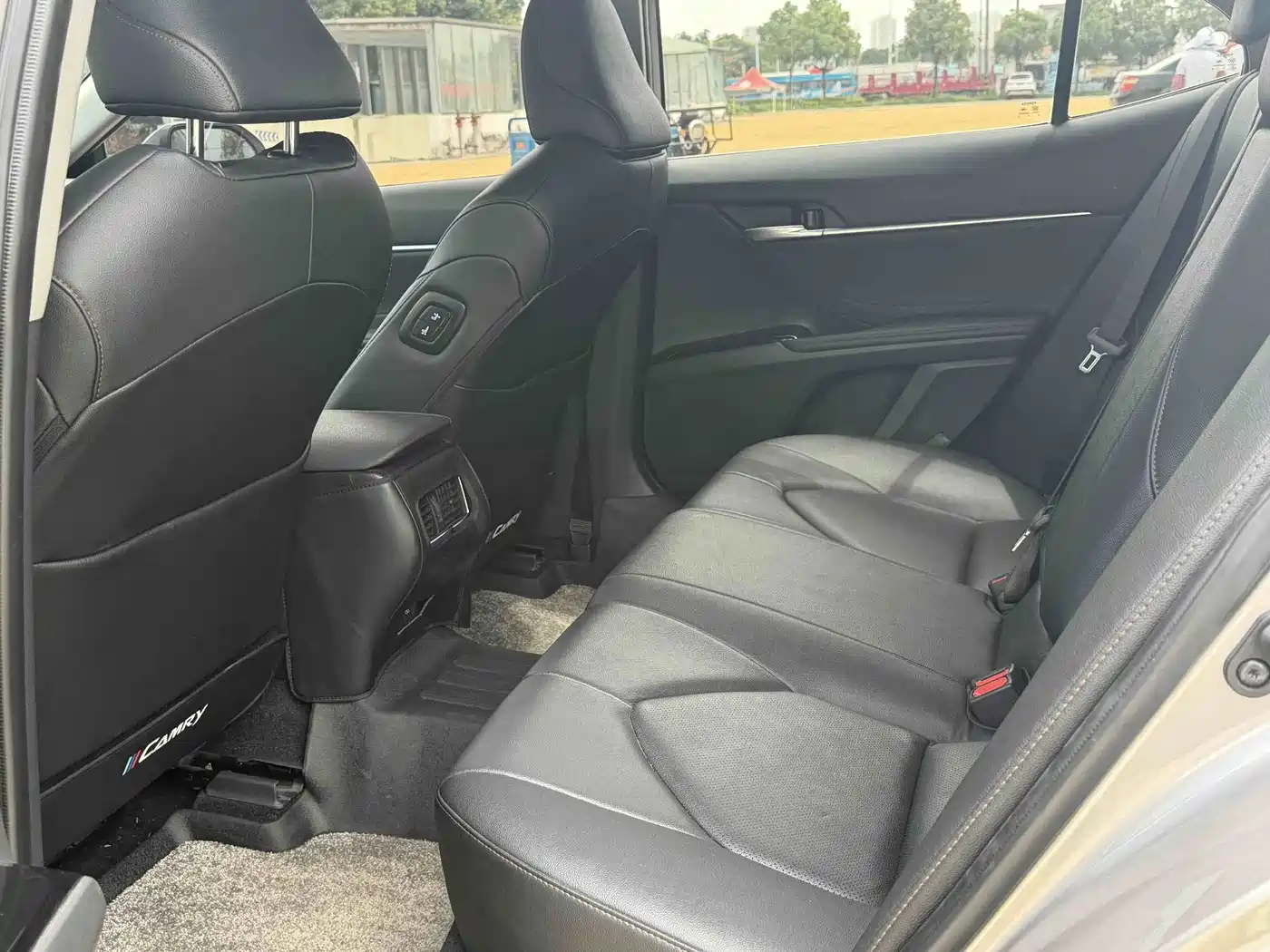 Toyota Camry 2024 Silver/gray из Китая, фото 5