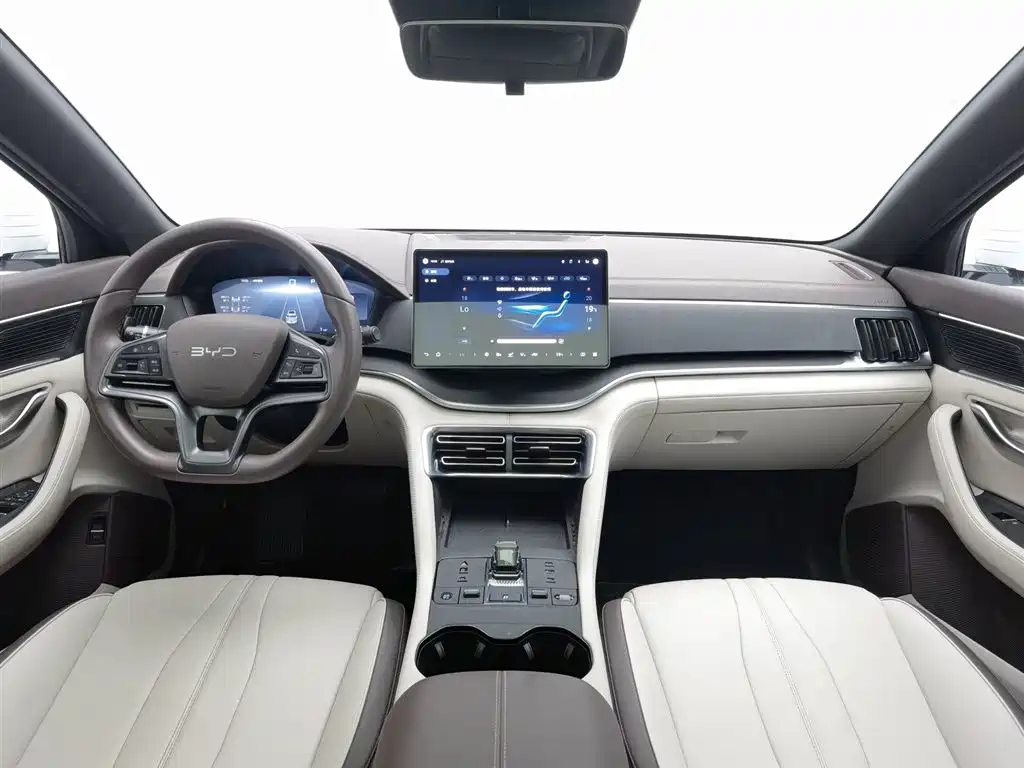 BYD Song Plus PLUS 2025 DM-i 112KM Luxury