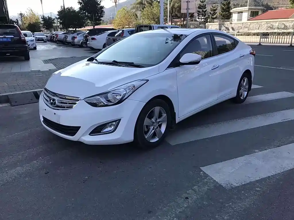 Hyundai Elantra Langdong 2014