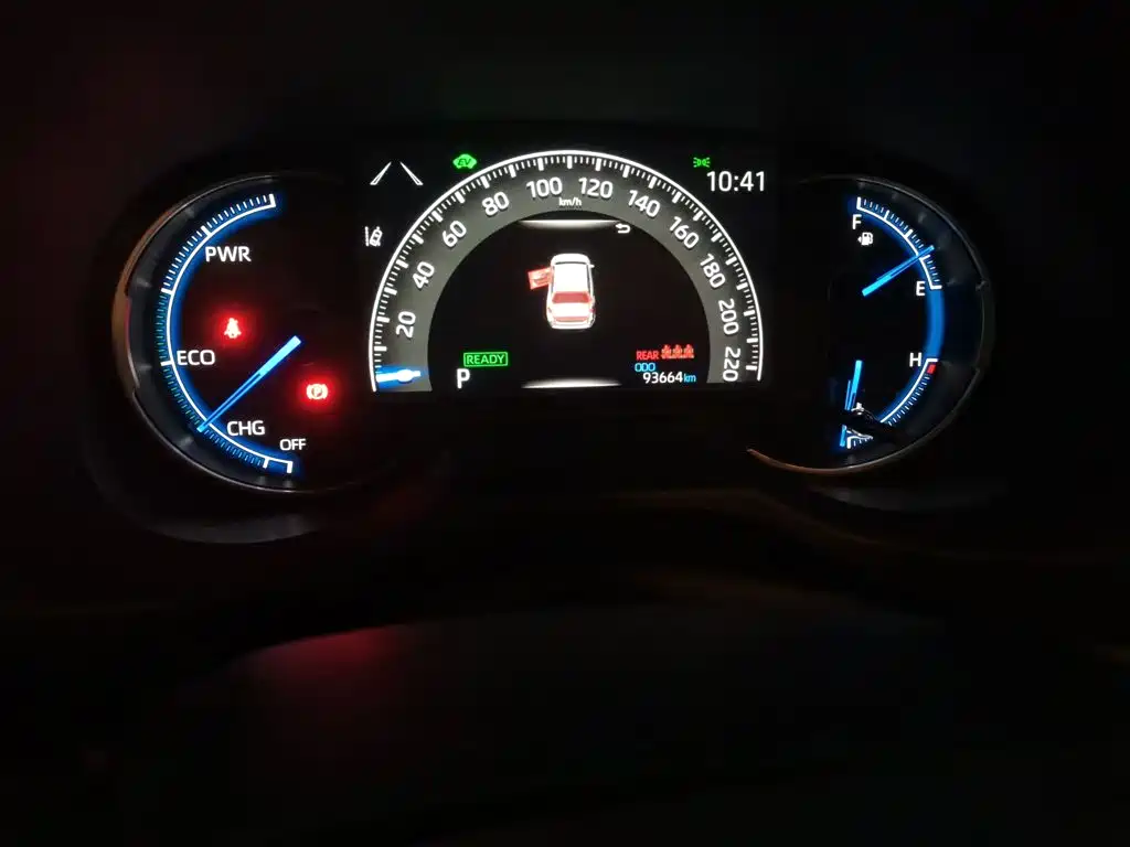 Toyota RAV4 — миниатюра 13