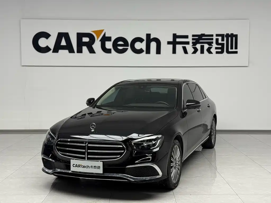 Mercedes-Benz E-Class 2022