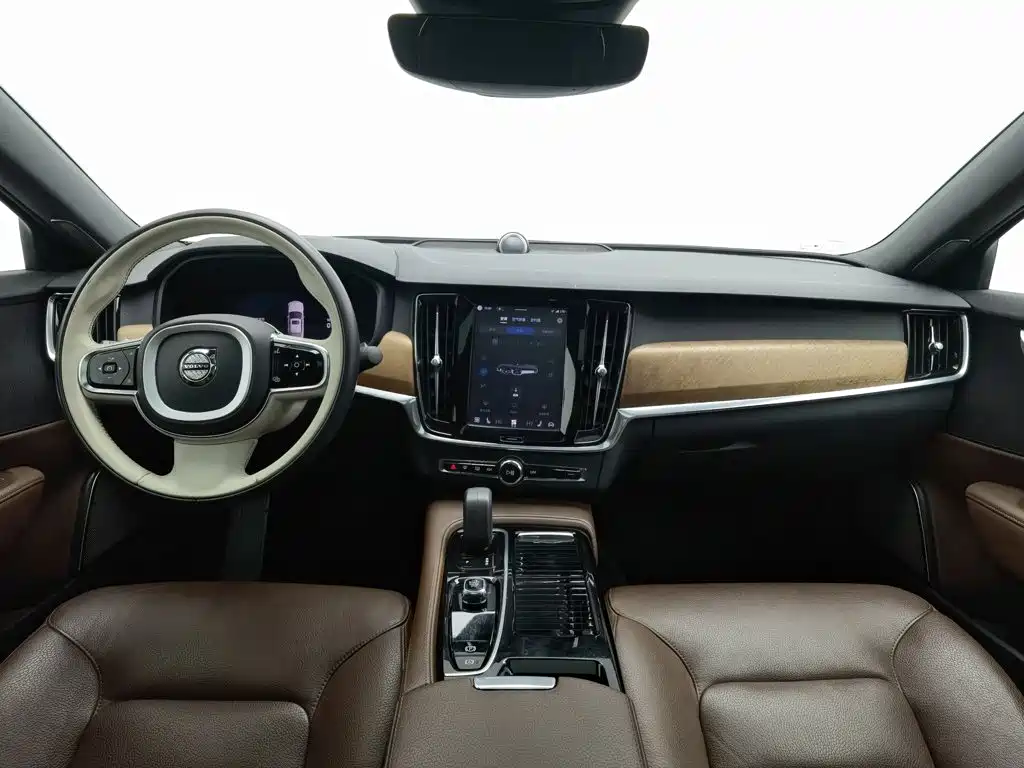Volvo S90 PHEV — миниатюра 5
