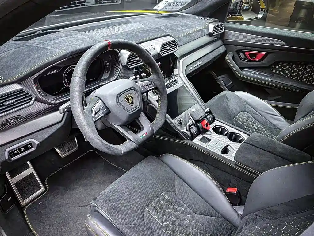 Lamborghini Urus — фотографии объявления, Фото 12