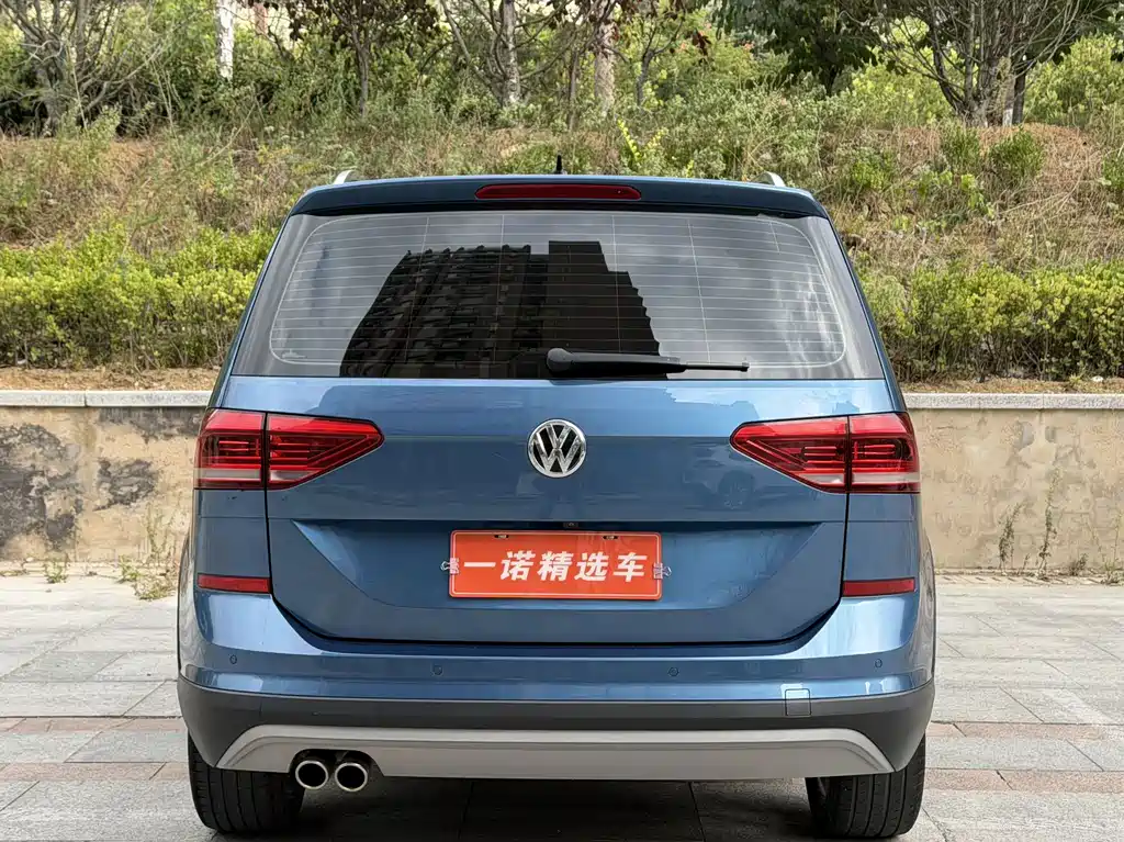 Volkswagen Touran — миниатюра 4