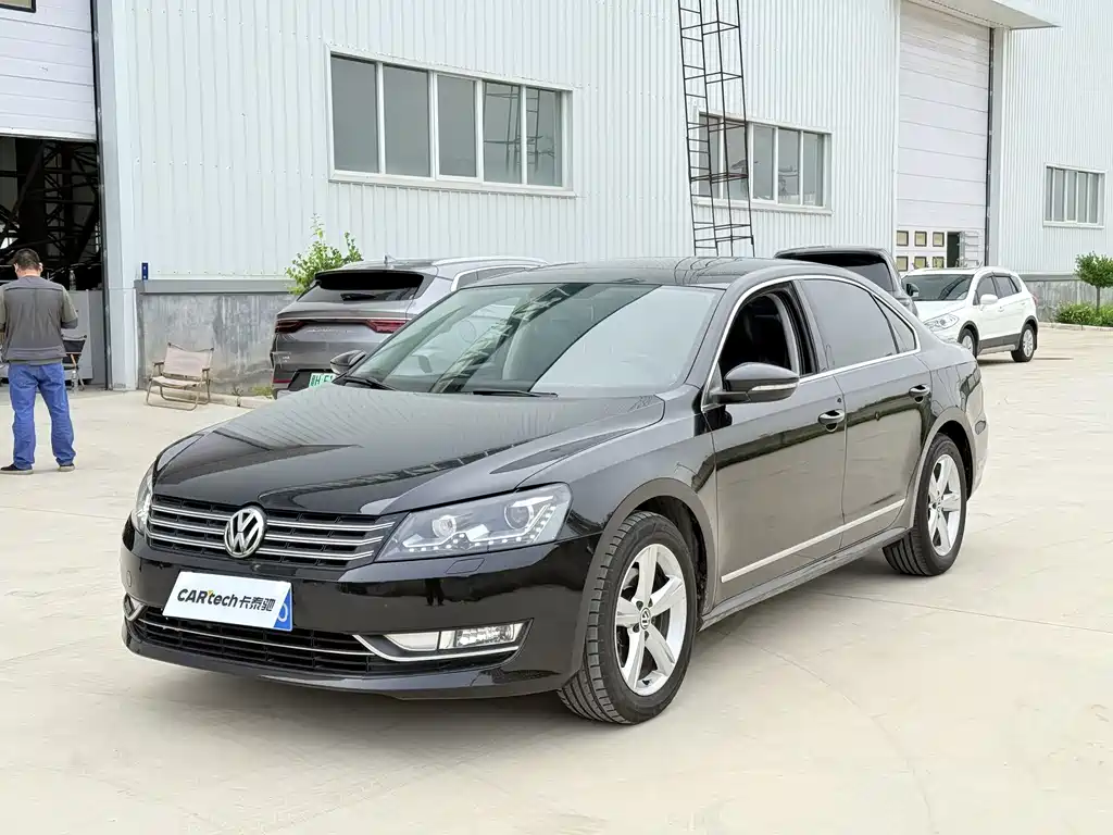 Volkswagen Passat 2013 2.0TSI DSG Royal Premium Edition
