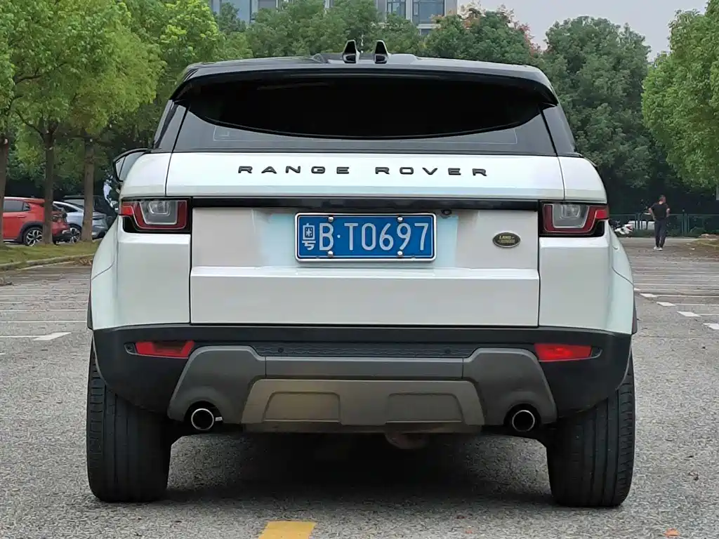 Land Rover Evoque — миниатюра 8