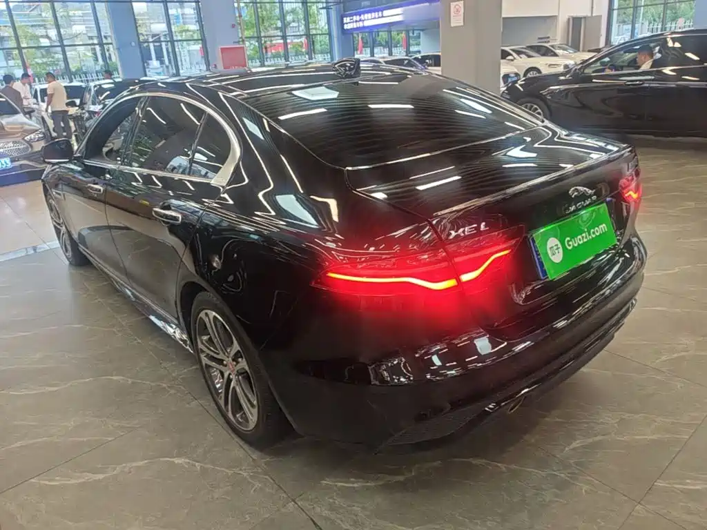 Jaguar XEL — миниатюра 5