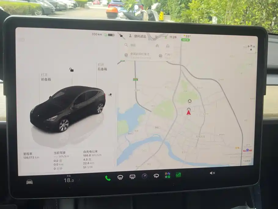 Tesla Model Y — миниатюра 14