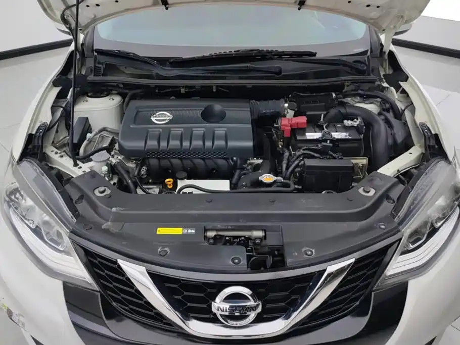 Nissan Tiida — миниатюра 10