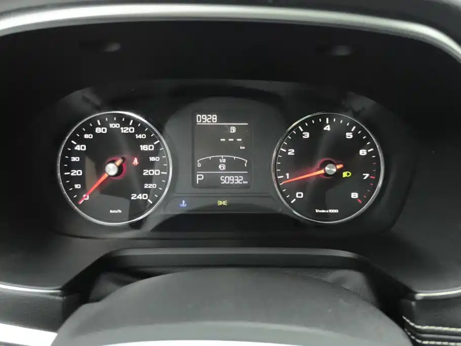 Roewe RX5 — миниатюра 14