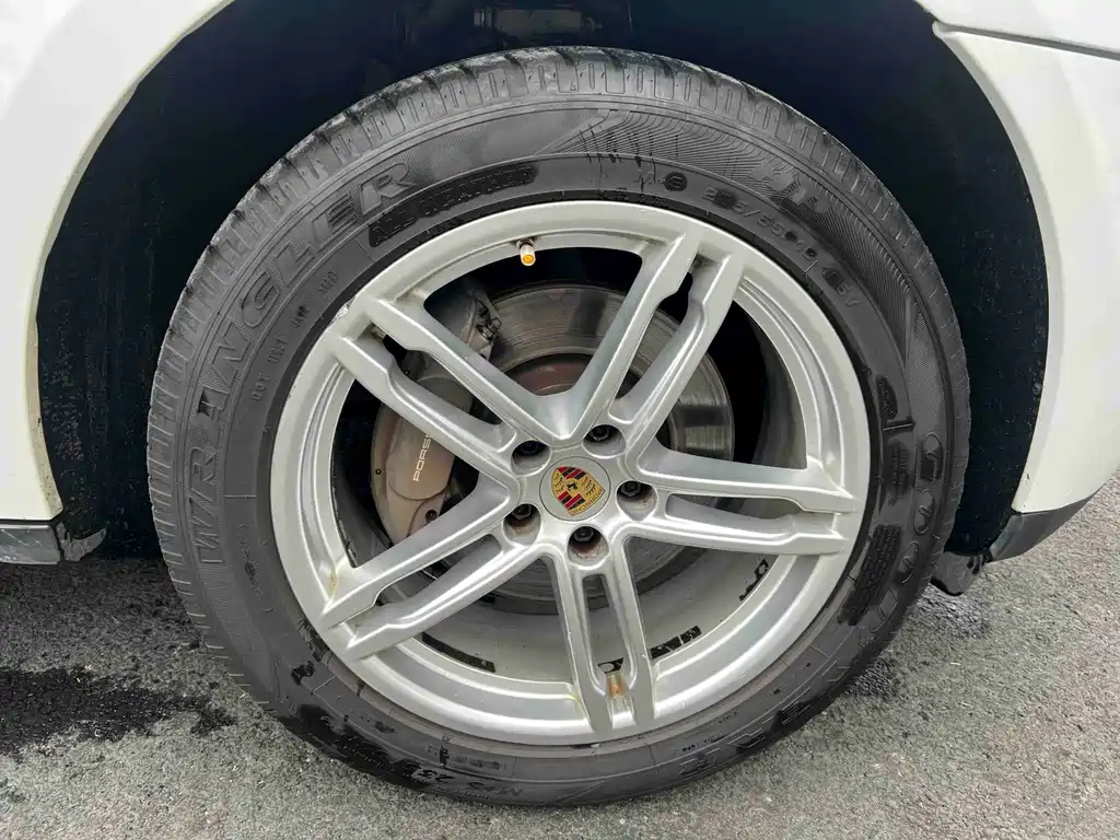 Porsche Macan — миниатюра 25