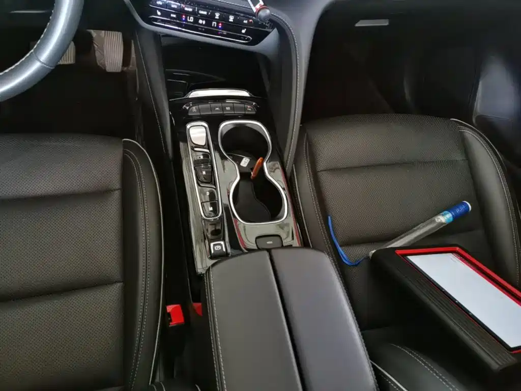 Buick Envision Plus — миниатюра 14
