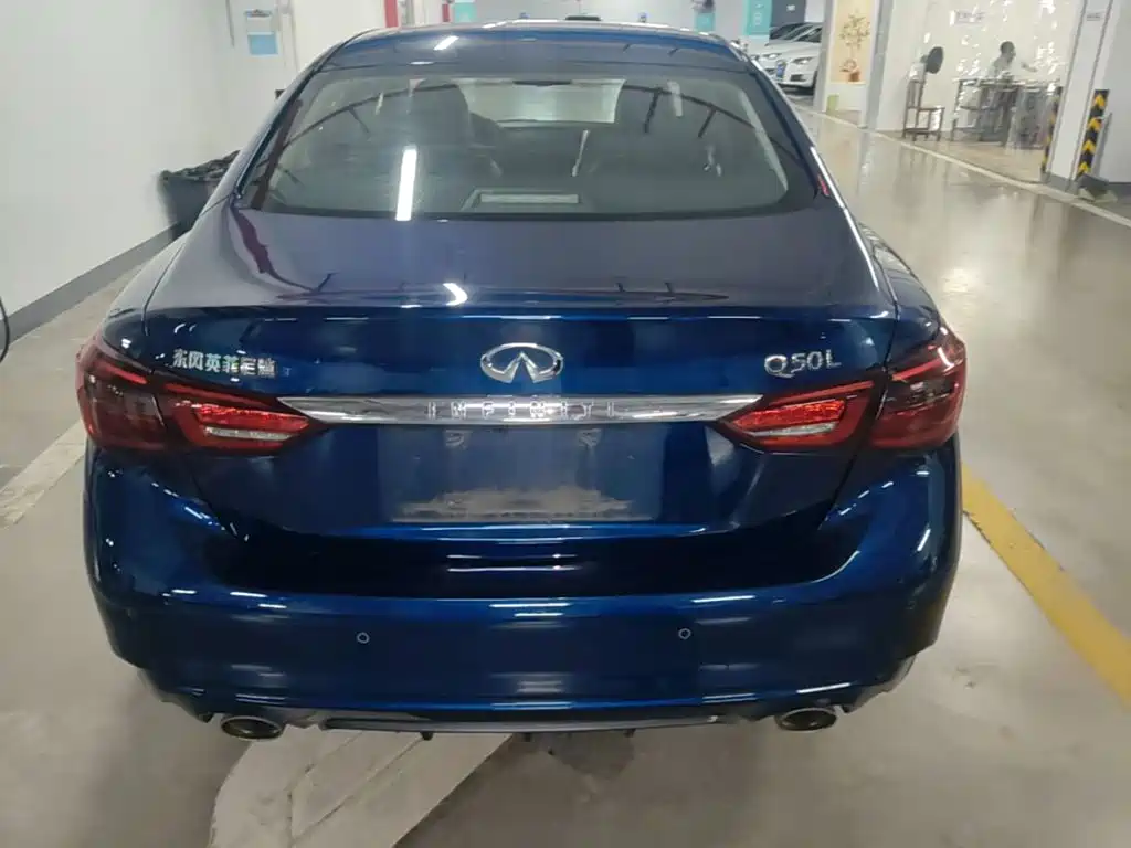 Infiniti Q50L — миниатюра 6