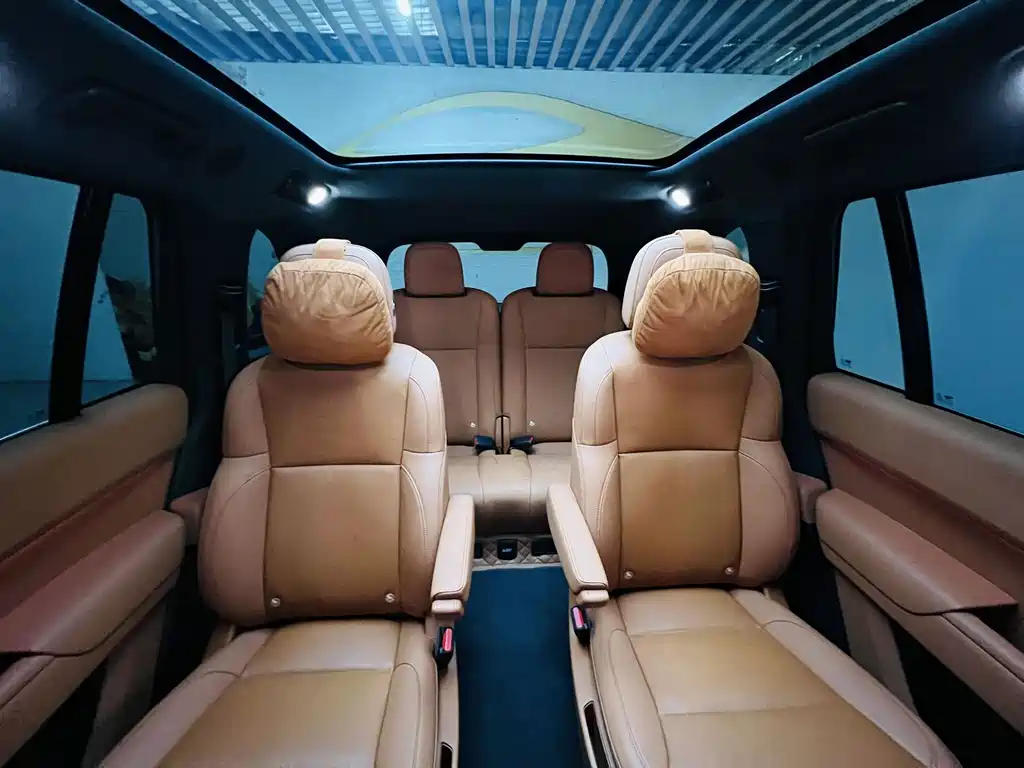 Li Auto Li L8 — миниатюра 10
