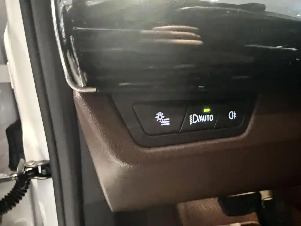 BMW X1 — миниатюра 11