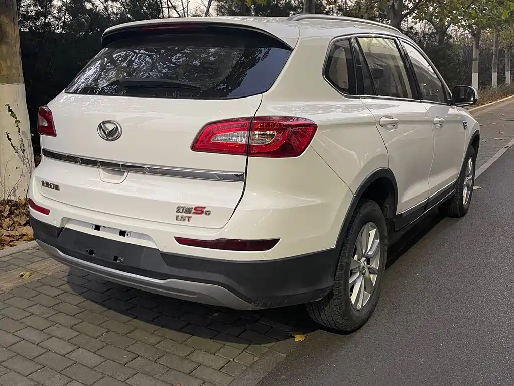 BAIC HUANSU BAIC MAGIC SPEED S6