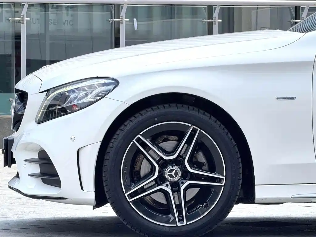 Mercedes-Benz C-Class — миниатюра 7