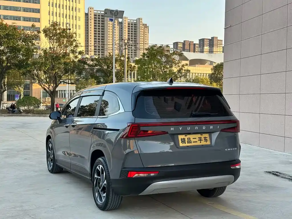 Hyundai Custo — миниатюра 9