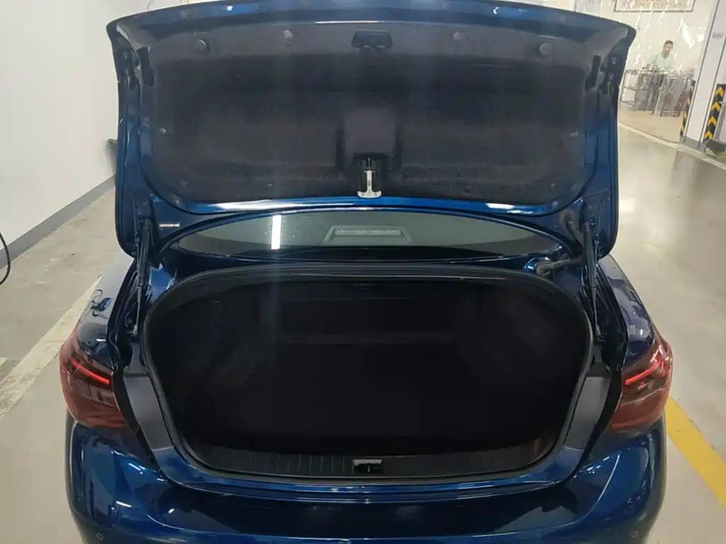 Infiniti Q50L — миниатюра 19