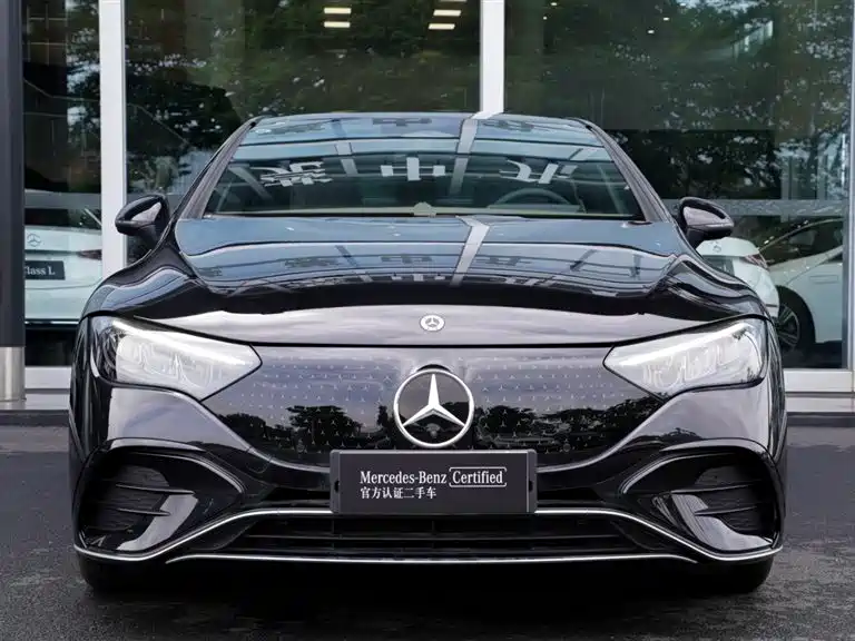 Mercedes-Benz EQE 2025 500 4MATIC