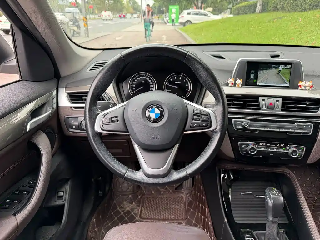 BMW X1 — миниатюра 14