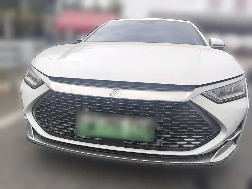 BYD Han — миниатюра 2