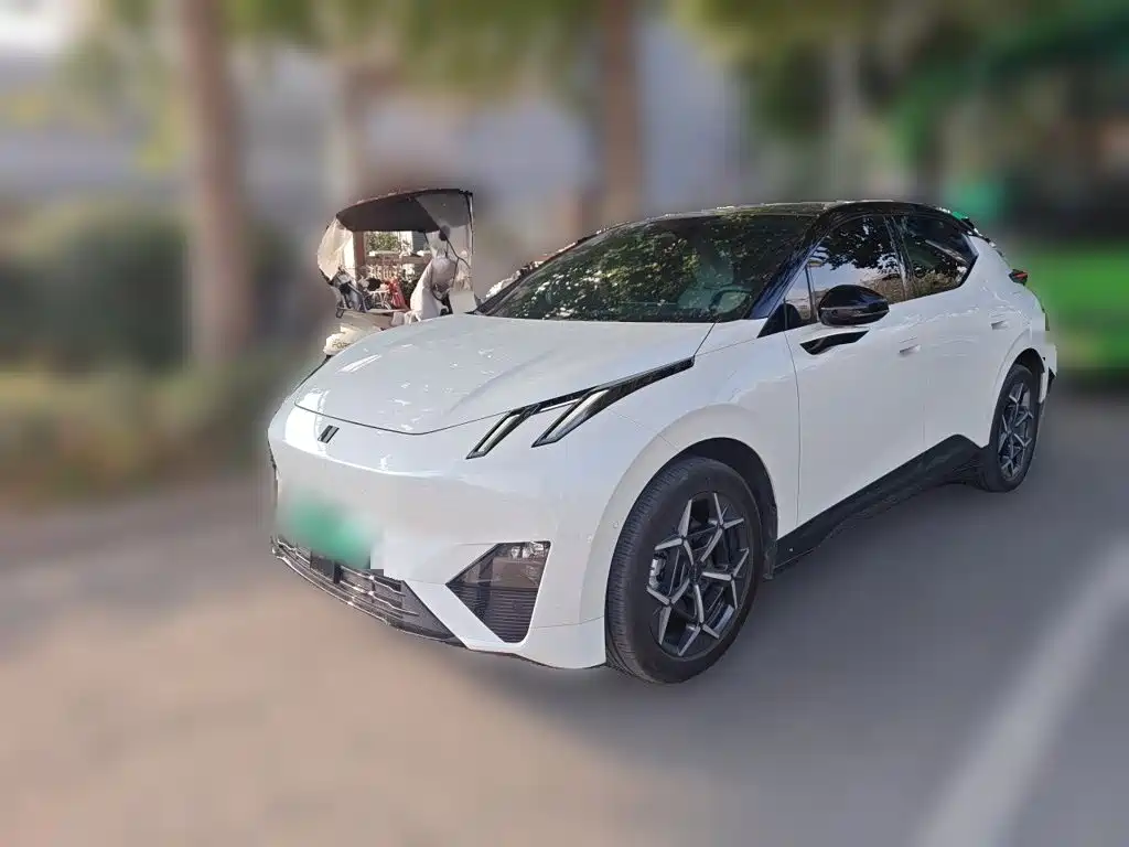 Lynk & Co 20