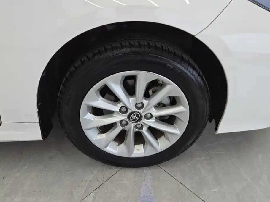 Toyota Corolla — миниатюра 6