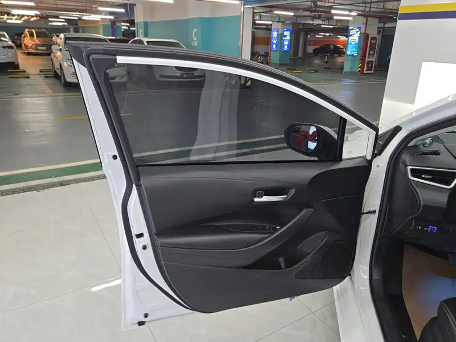 Toyota Corolla — миниатюра 7