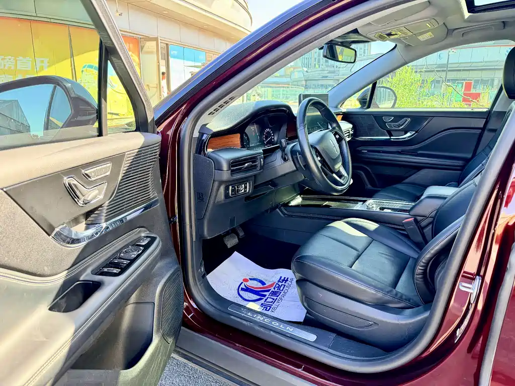 Lincoln Corsair 2021 2.0T