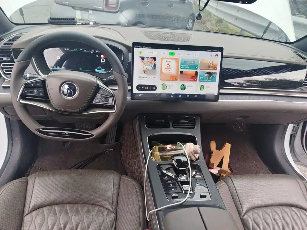 BYD Han — миниатюра 5