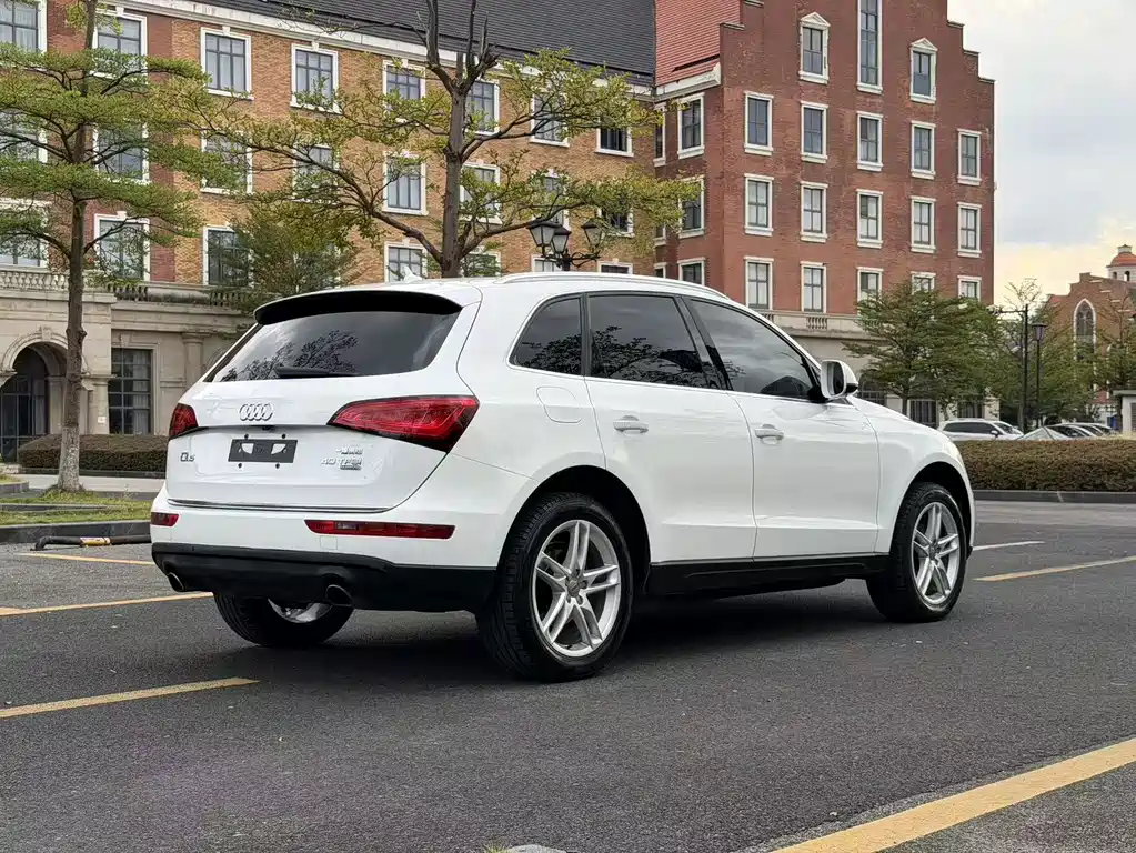 Audi Q5 — миниатюра 7