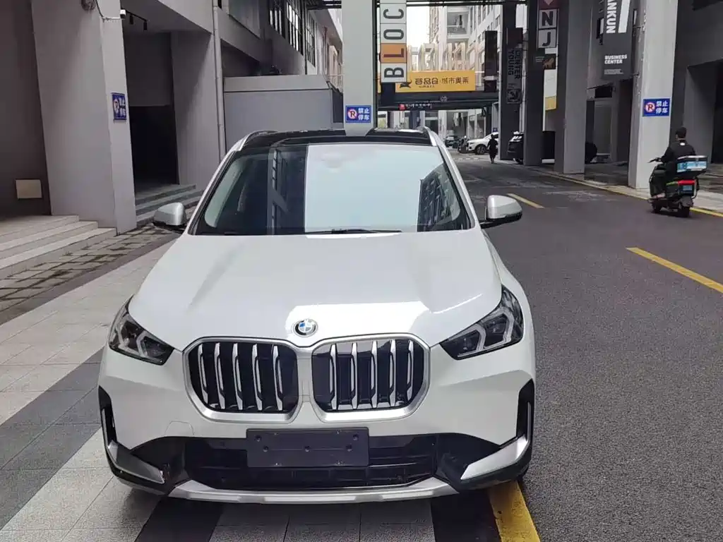 BMW X1 — миниатюра 6