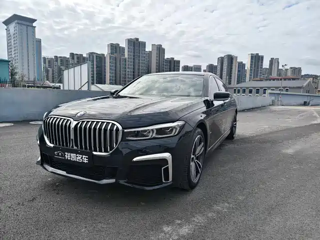 BMW 7 SERIES