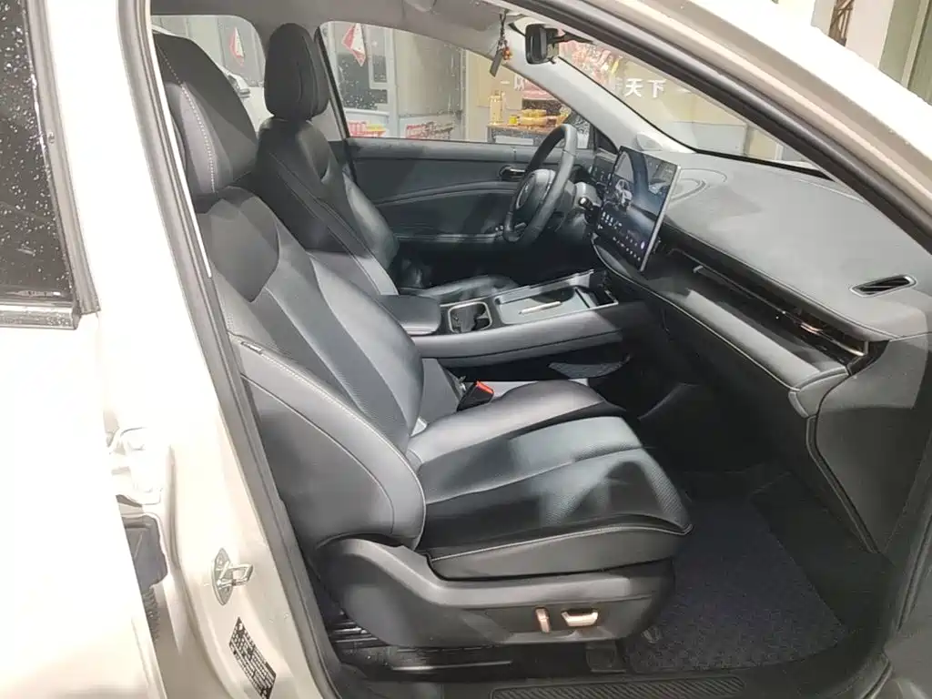 Baojun Yunhai — миниатюра 25