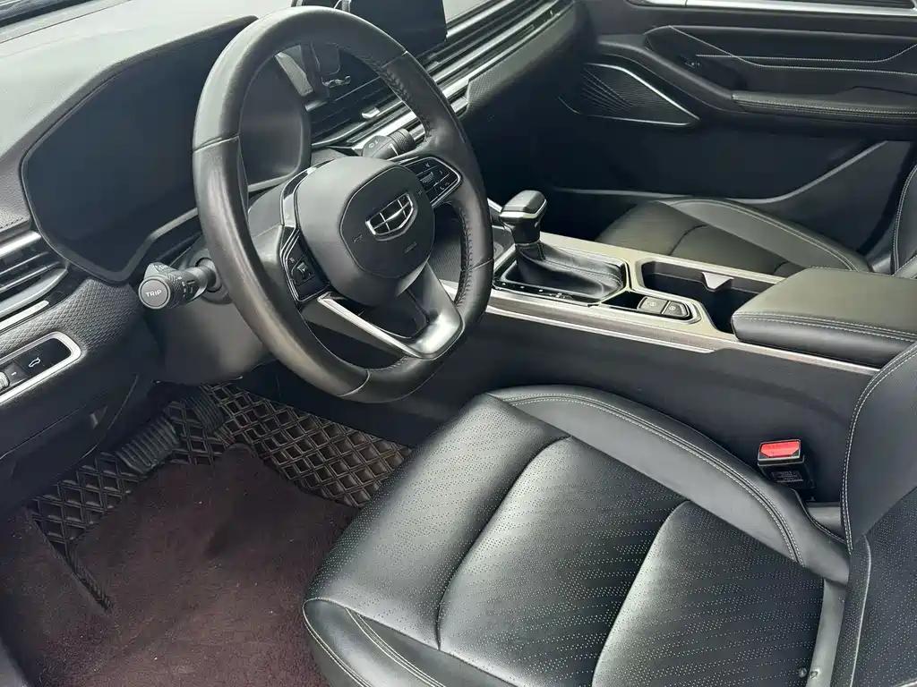Geely Emgrand — миниатюра 8