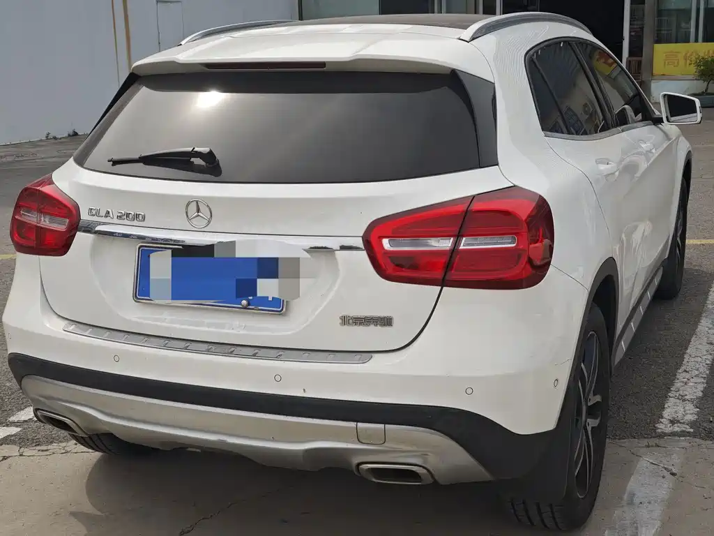 Mercedes-Benz GLA — миниатюра 5
