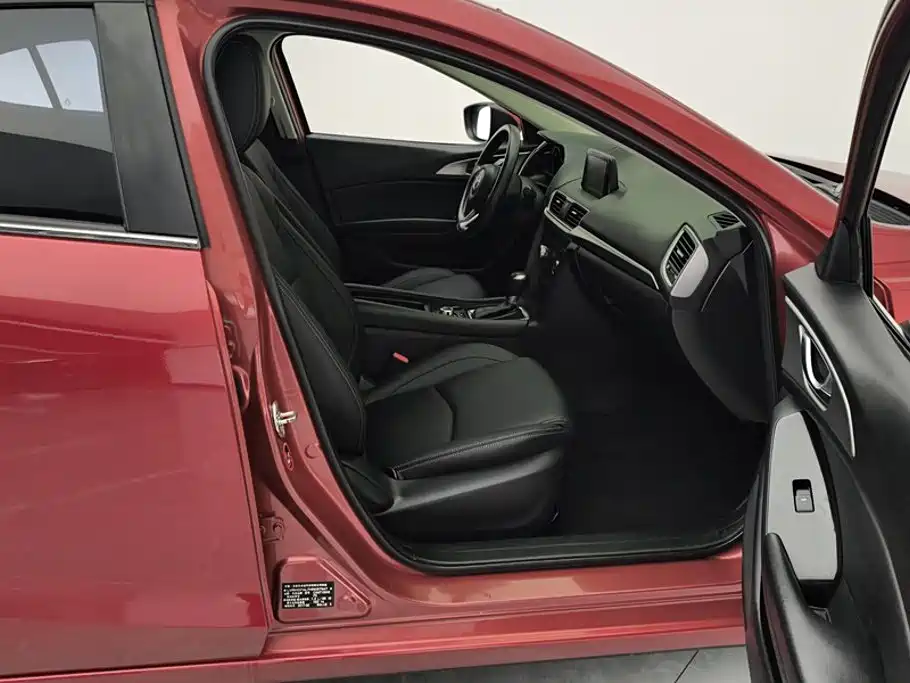 Mazda 3 Axela — миниатюра 8