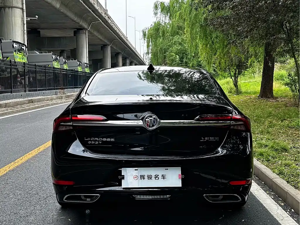 Buick LaCrosse 2022 652T Luxury
