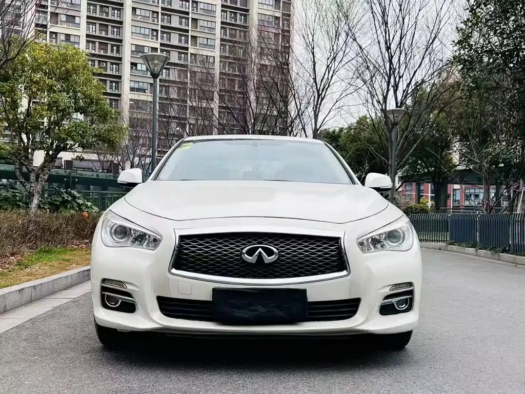 Infiniti Q50L — миниатюра 3