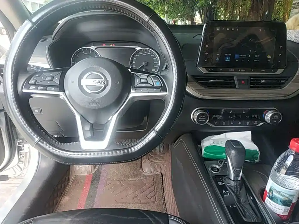 Nissan Teana — миниатюра 5