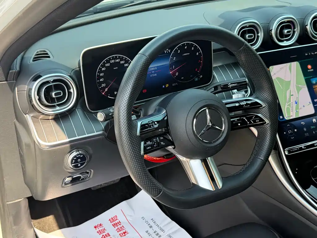 Mercedes-Benz C-Class — миниатюра 10