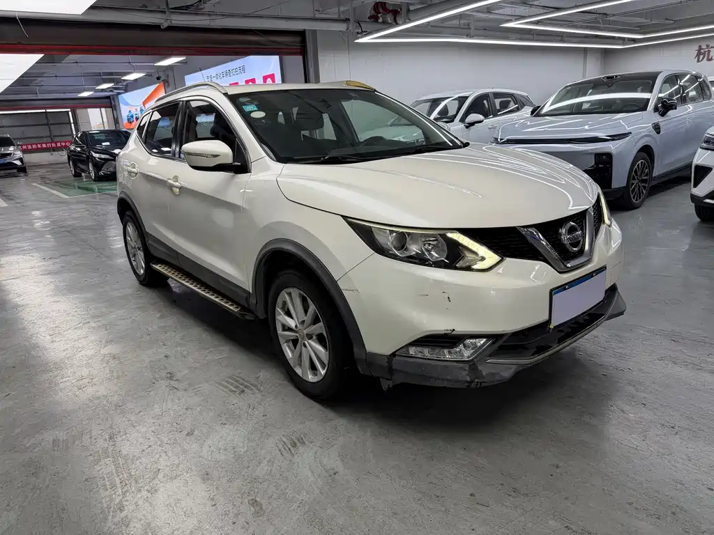 Nissan Qashqai — миниатюра 3
