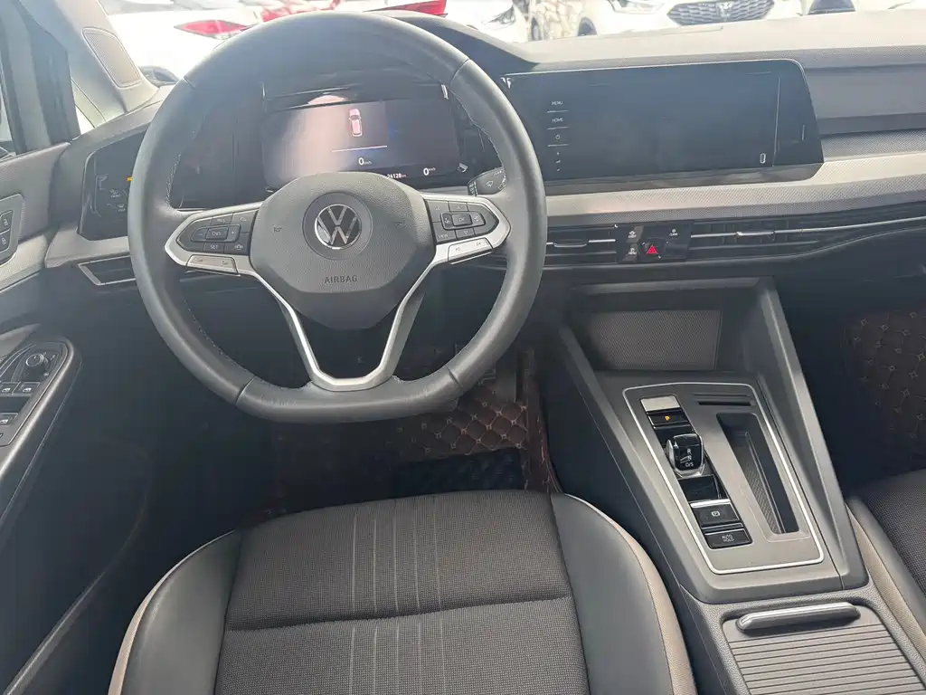 Volkswagen Golf — миниатюра 4